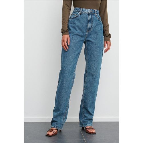 Organische Denim-Jeans mit geradem Bein - Blue - Claire Rose x NA-KD - Modalova